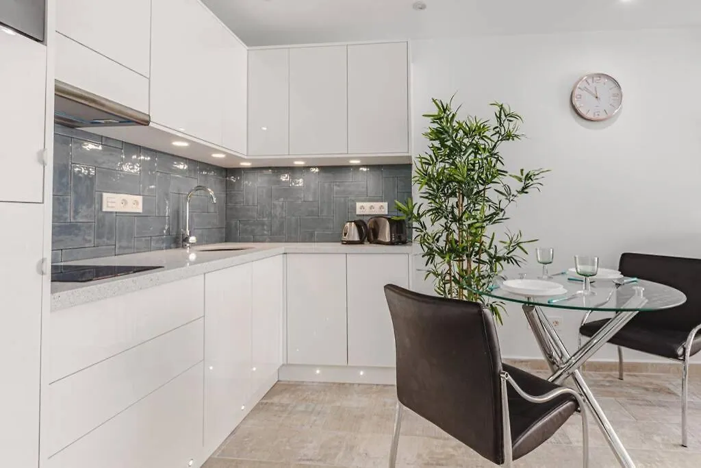 Tenerife Royal Gardens One Bedroom Apartment Playa de las Americas  Španělsko